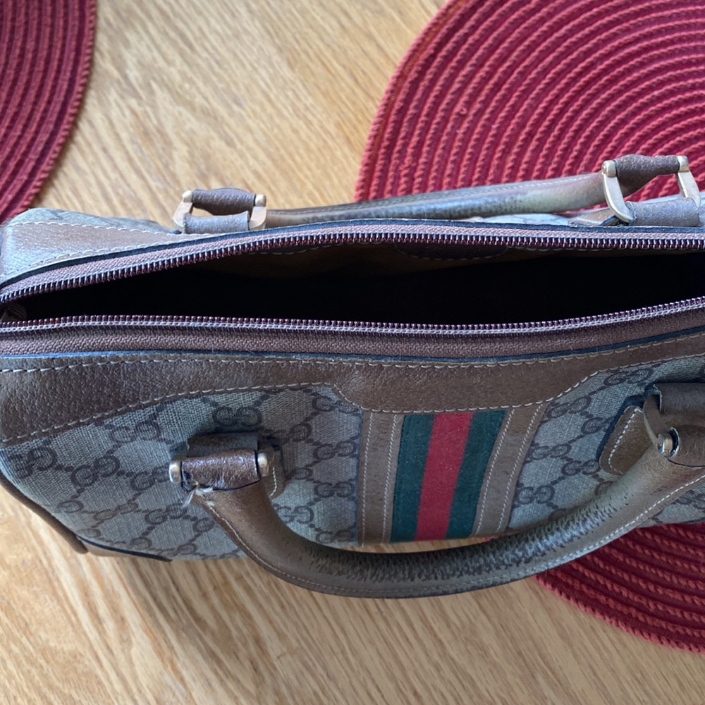 Vintage Gucci small satchel. - Picture 3 of 8